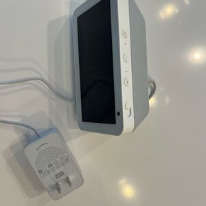 Amazon Echo Show 5 Smart Display in White and Gray